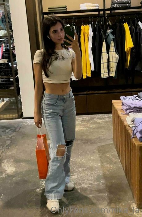 nika la かわいいモデル 写真