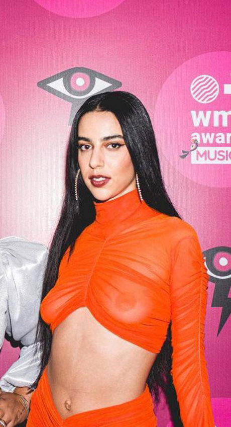 BBW TS OnlyFans 無料ヌード ギャラリー