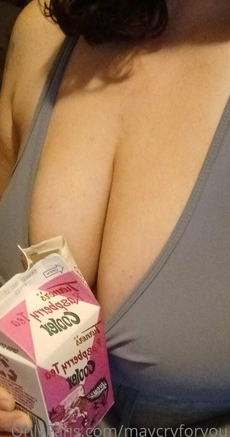 maycryforyou エロティックモデル 写真