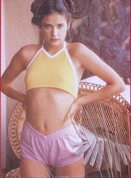 Demi Moore ヌード女優 ギャラリー