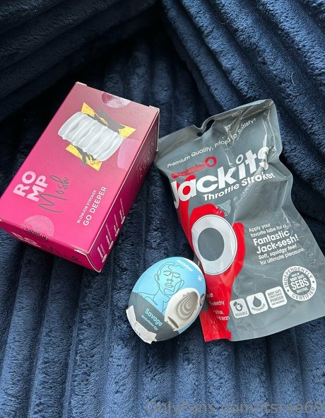 アジアンベイビーOnlyFans ホット アーカイブ