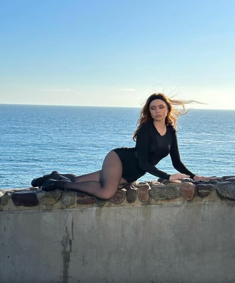 水中オンリーファン 美しいヌード 画像