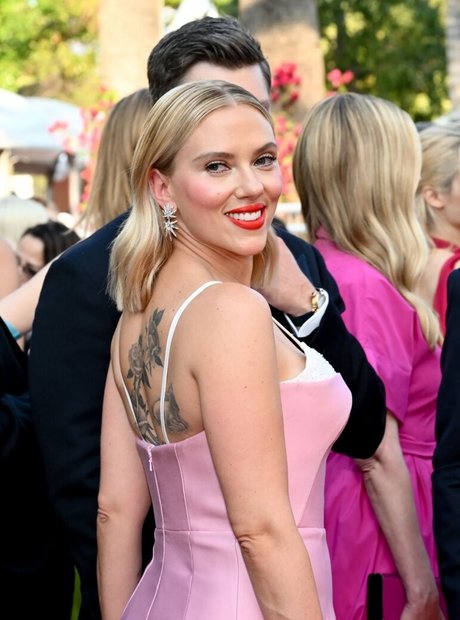 Scarlett Johansson アートモデル 写真