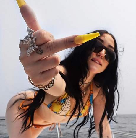 女子高生OnlyFans 無料ポルノ ギャラリー