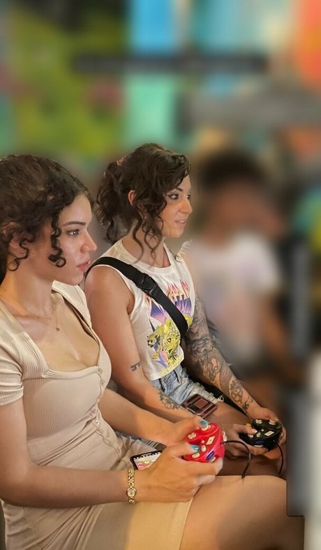 Brittany Venti 完璧なポルノスター 画像