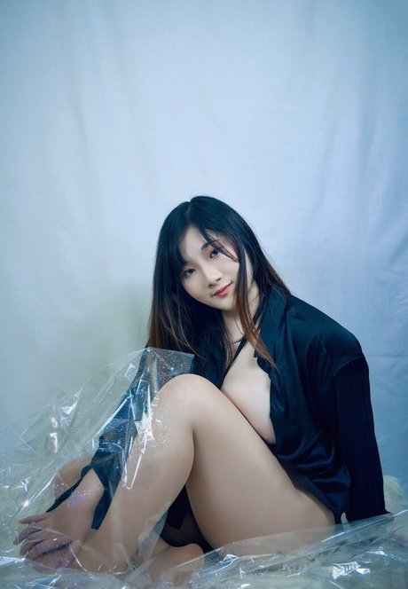 BBW 教師 OnlyFans セクシーヌード 写真