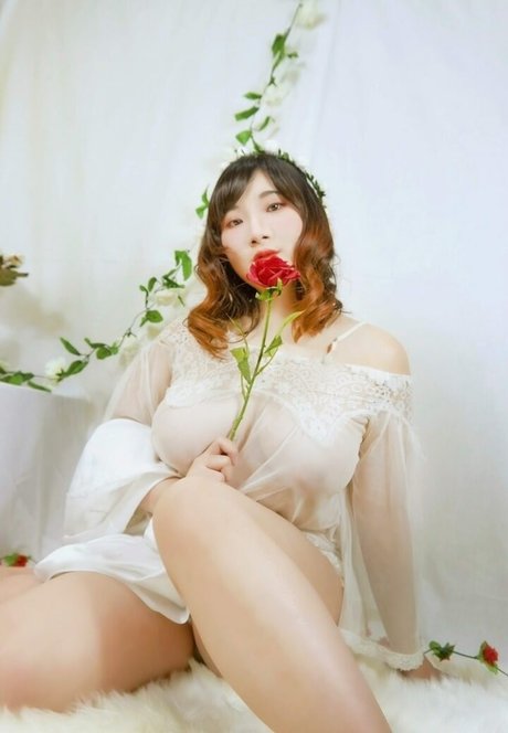 ニューハーフ 熟女 OnlyFans アートxxx 写真