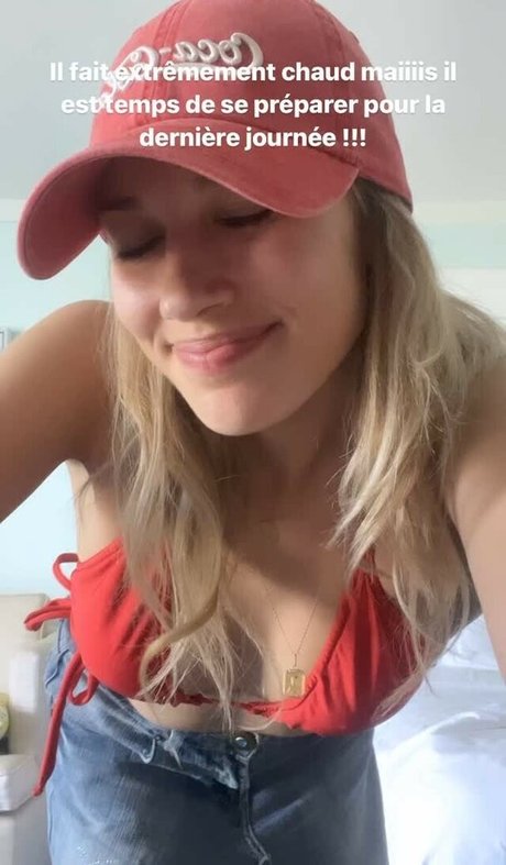 AlaiaJeanneau ヌードモデル 写真