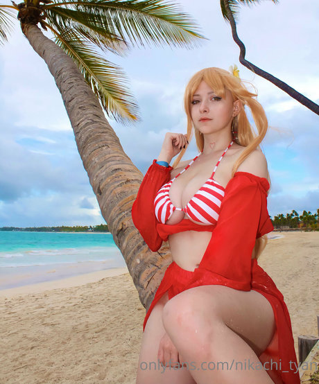 Nikachi Kotova 可愛い女優 写真