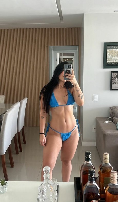 Duda Kropf 裸のスター 写真