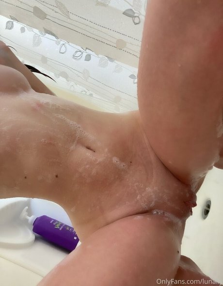 Lunally xxx女優 写真