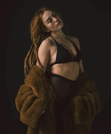 黒人ペニスOnlyFans ホット裸 画像