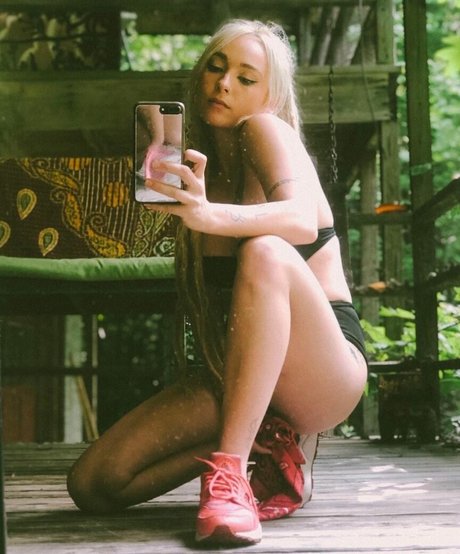 Eliza Grace xxxポルノスター 写真