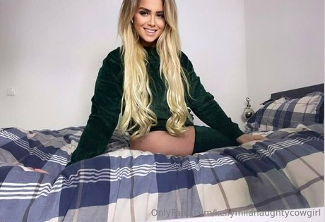 ぽっちゃりブロンドOnlyFans 素敵 ギャラリー