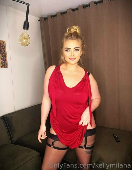 kellymilana HDスター 写真