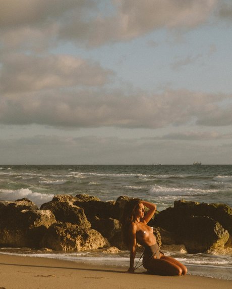 PawgトランスOnlyFans 無料セックス 写真