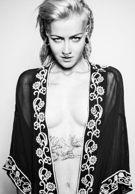 若い熟女OnlyFans 可愛い 画像