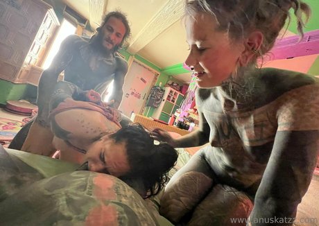 細身の巨乳OnlyFans アダルト ギャラリー