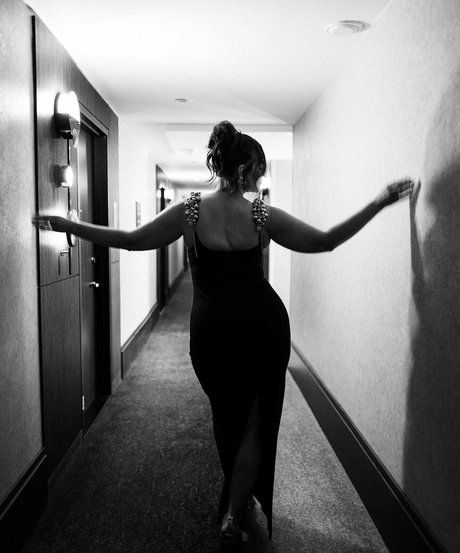 変態エボニーOnlyFans セクシーヌード 画像