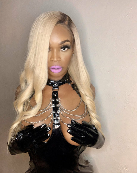 samanthaporsha エロティックなスター 写真