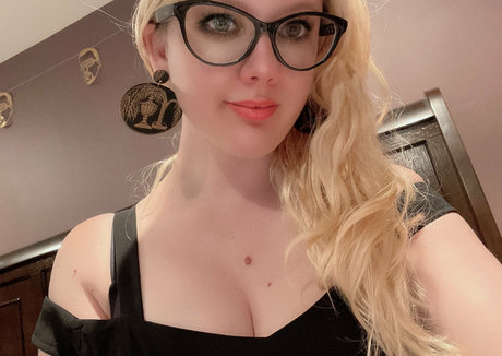 starlajane ヌードのポルノスター 画像