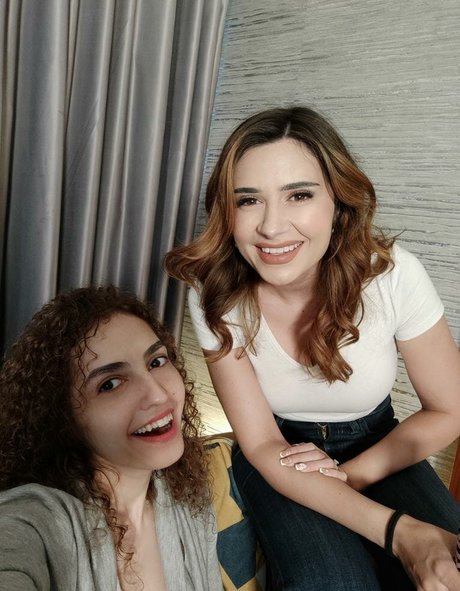 おばあちゃんのOnlyFans 無料ヌード 写真