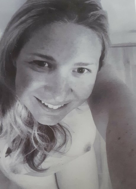 OnlyFansを無効にしました ホットポルノ 写真