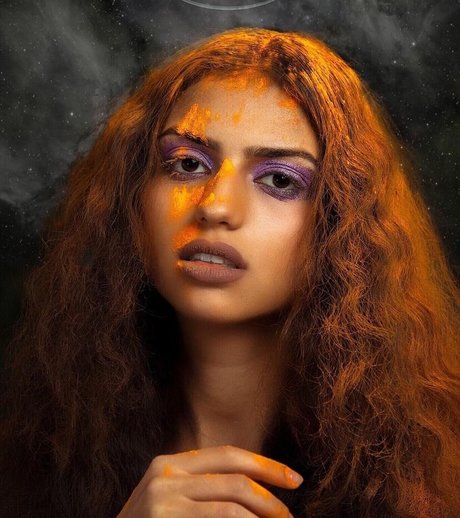 フラットオンリーファン アダルト 写真