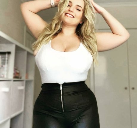 汚いOnlyFans ホットヌード 写真