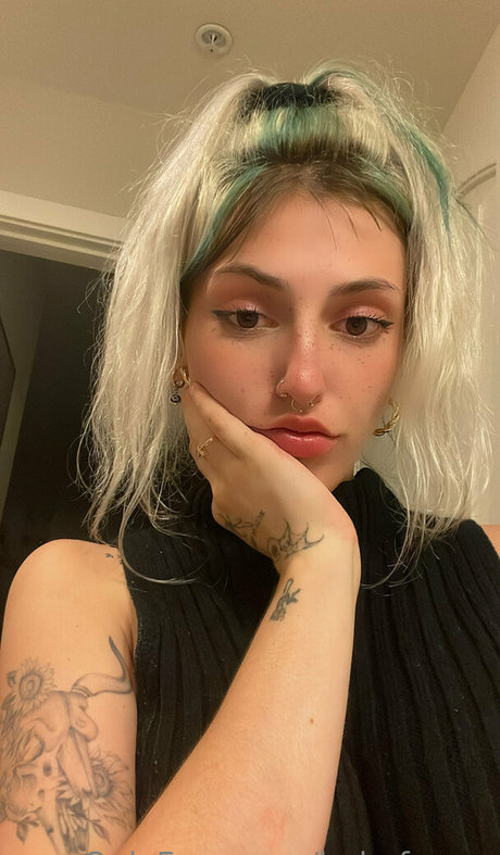 babyfawnx 素敵なポルノスター 写真