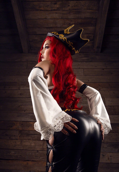 巨根ゲイOnlyFans アートヌード アーカイブ