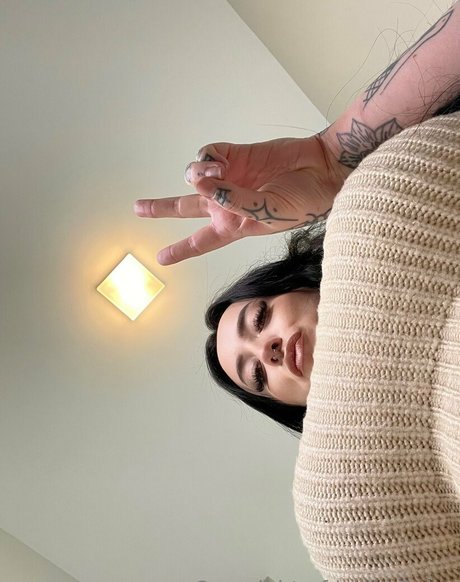 アジアの女性支配OnlyFans アダルト 写真