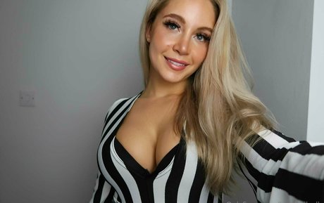 Leah BaileyLB 無料のポルノスター 写真