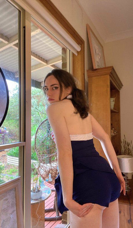 xwhitewrenx 裸モデル 写真