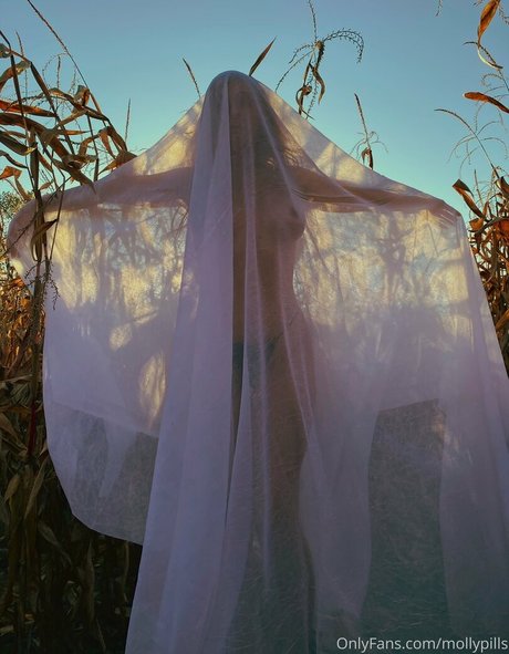 巨根ゲイOnlyFans セクシーヌード 写真