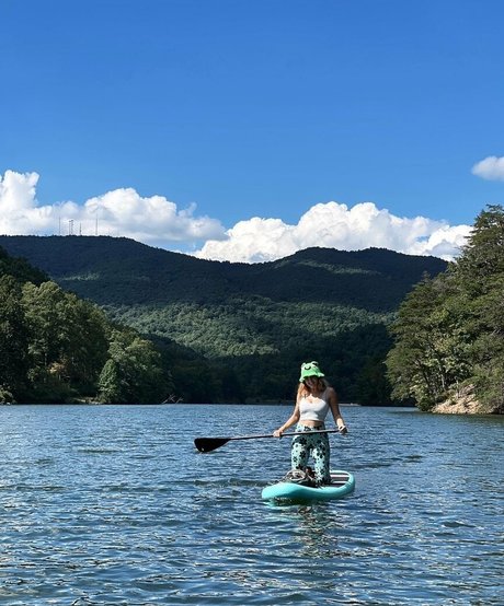 freemollypills ポルノスター エロティック 写真