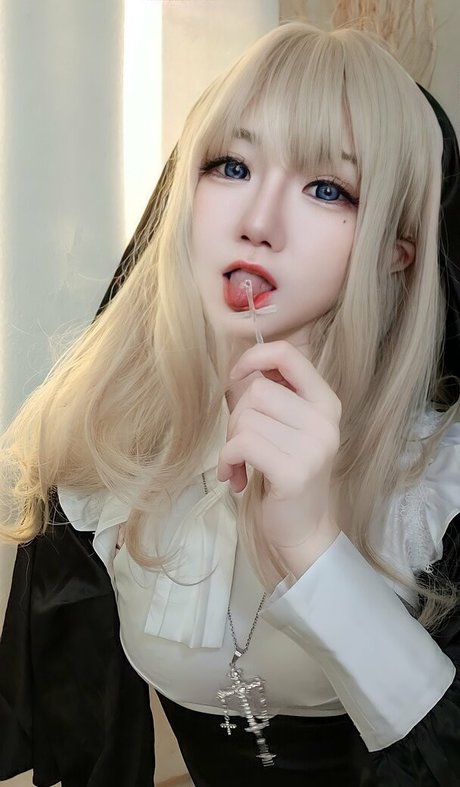 小柄で痩せたOnlyFans 可愛い 画像