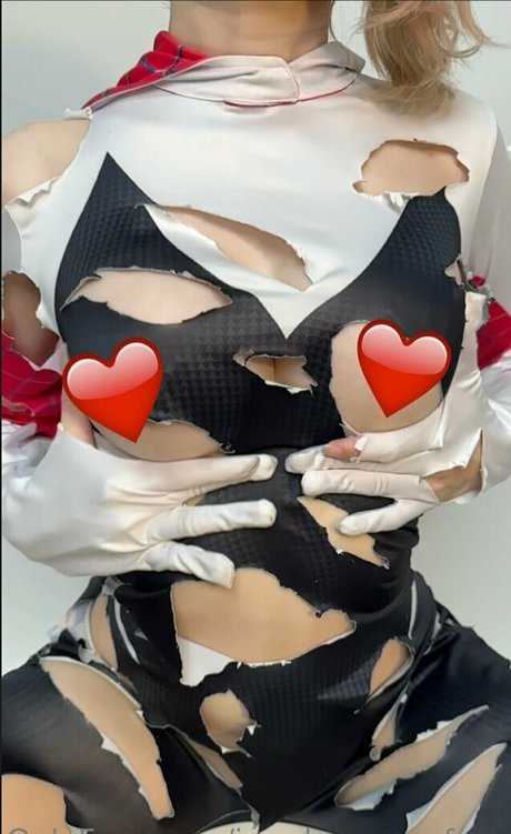 iamdorasnowfree セクシーなポルノスター 画像