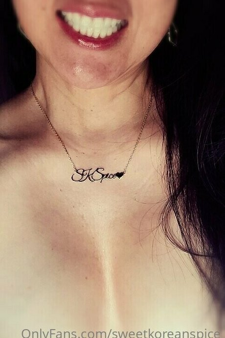 アジア人痴女OnlyFans 無料ポルノ 写真