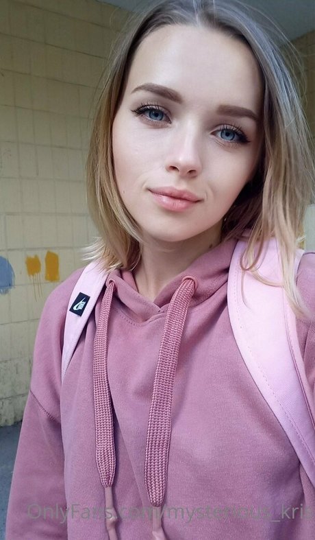 mysterious kris アダルトスター 写真