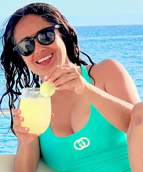 黒檀の小人OnlyFans セックス 画像