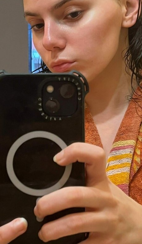 曲線美の裸OnlyFans アート裸 ギャラリー