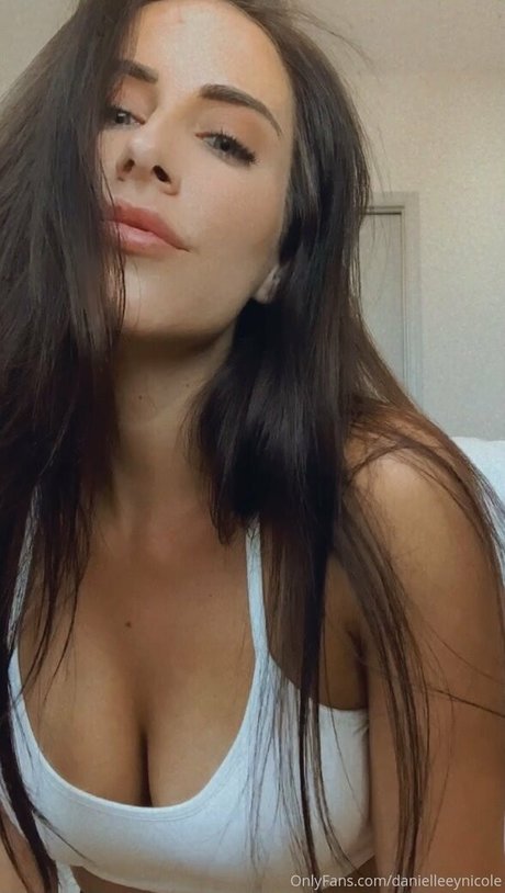 黒髪の熟女OnlyFans トップ 画像