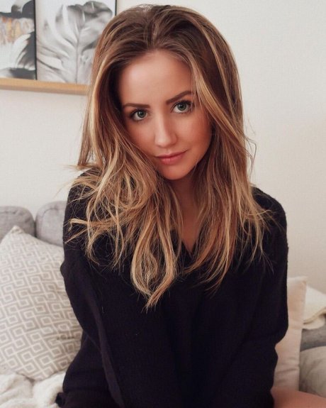 saraheveliina XXXモデル 写真