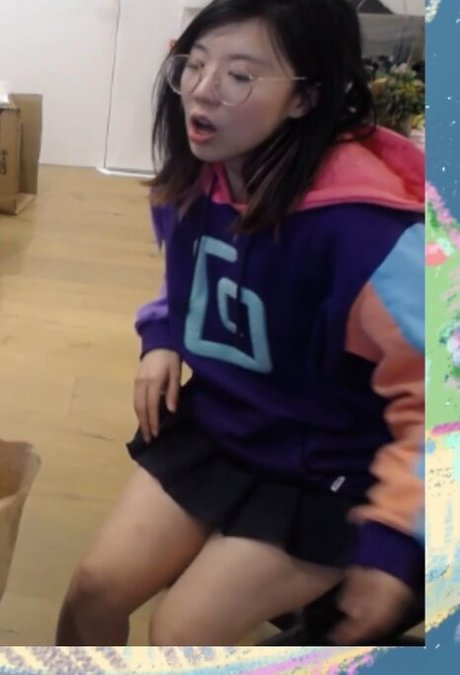 ぽっちゃり痴女OnlyFans 美しい裸 写真