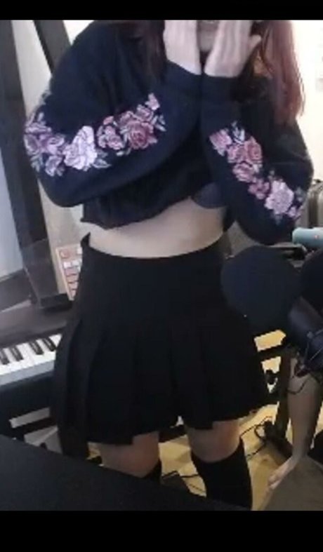 LilyPichu profile image