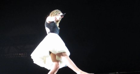 寝取られ異人種間OnlyFans セクシー裸 画像