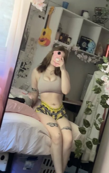 プリンセスアジアンOnlyFans パーフェクト 写真