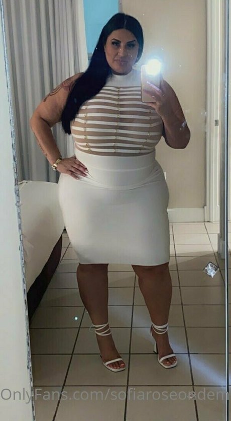 sofiaroseondemand ヌードのポルノスター ギャラリー