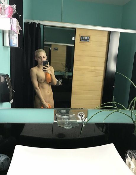 Kristen Stewart xxxポルノスター 写真